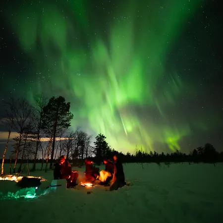 Arctic & Igloos 3* ראנואה