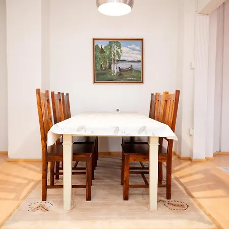 Arctic & Igloos 여관