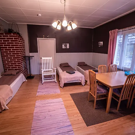 Arctic & Igloos אורחן 3*