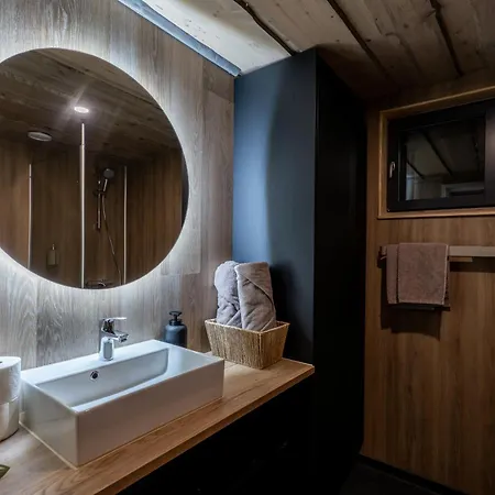 Arctic Mini-hôtel 3*