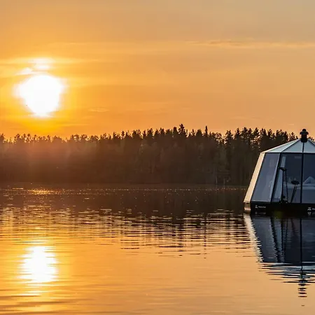 여관 Arctic & Igloos