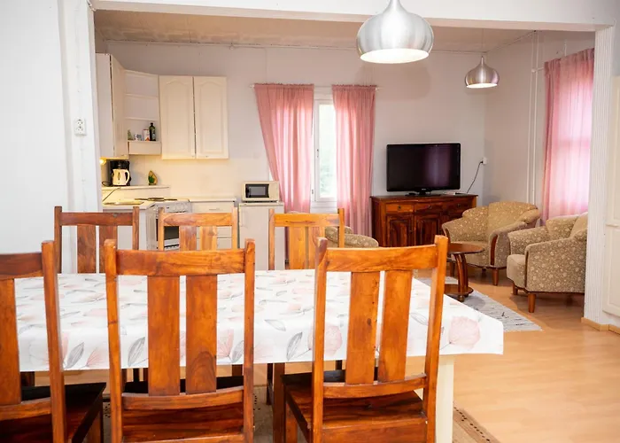 Arctic & Igloos 3* Ranua